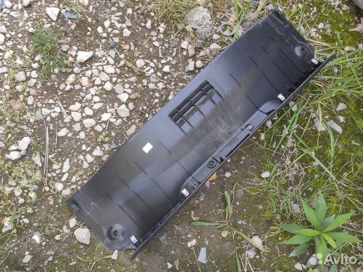 Обшивка багажника Ford Focus 3 седан 1.6 2012