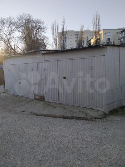 Гараж