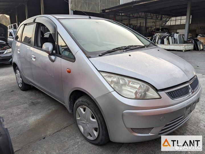 Ручка двери передний правый mitsubishi colt plus