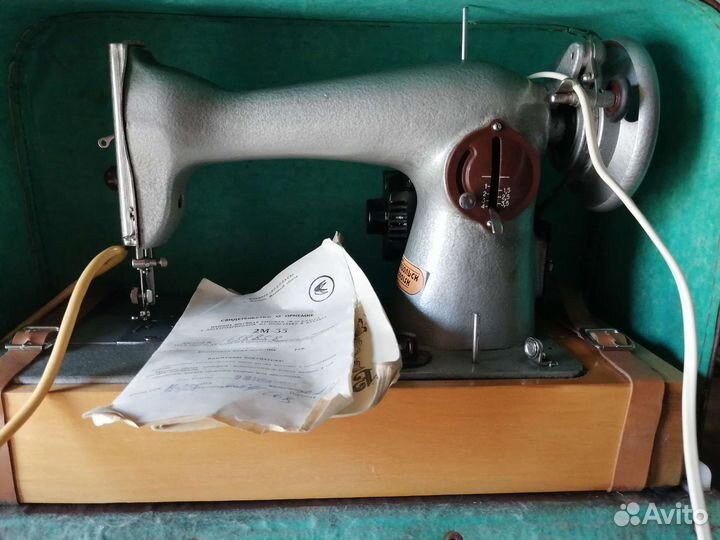 Швейная машинка Подольск 2М-35