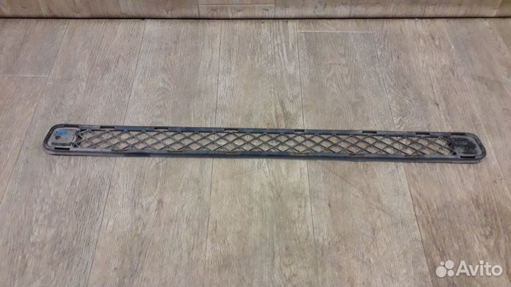 Решетка переднего бампера Toyota RAV4 30 2007