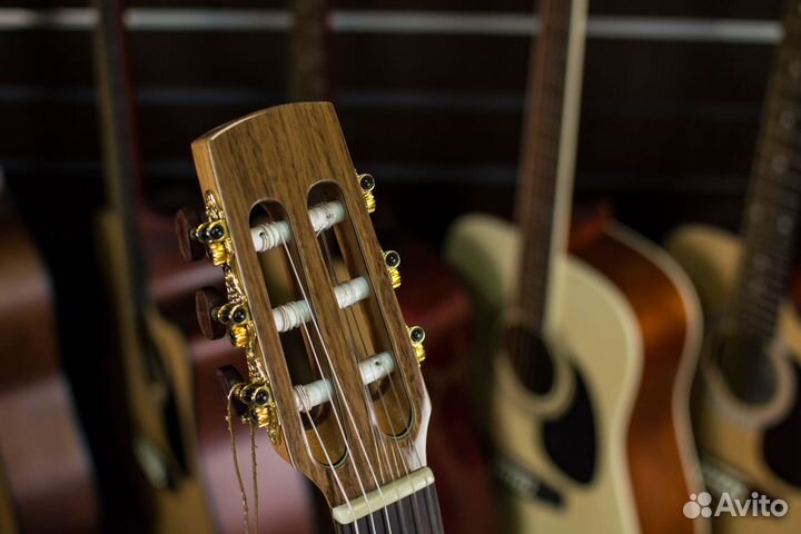 12 струнная Электроакустическая гитара Cort (Компл