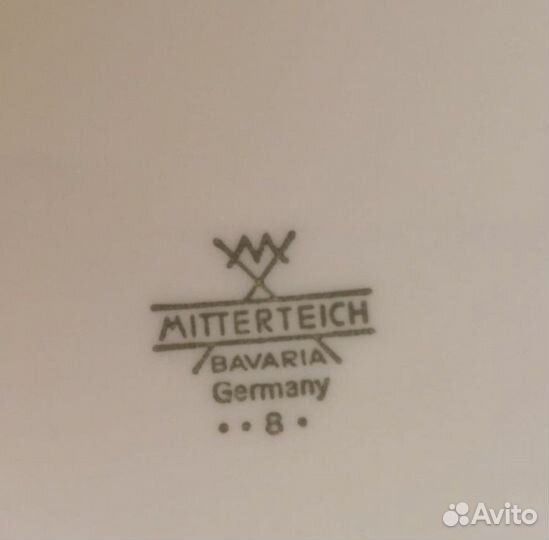 Супница и тарелка