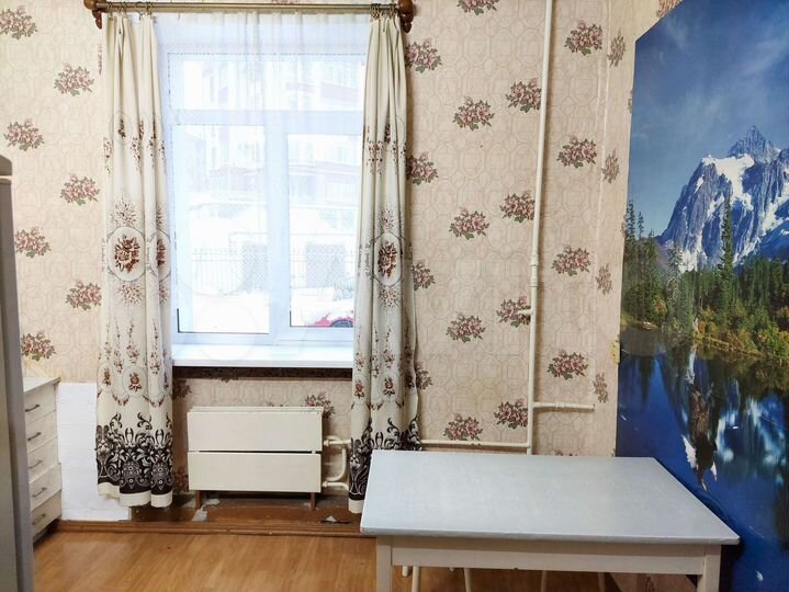 2-к. квартира, 56 м², 1/3 эт.