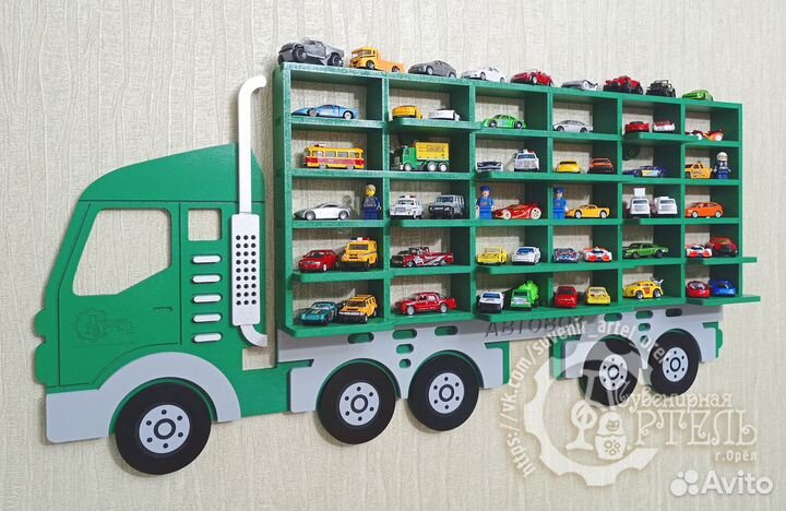 Полка для машинок 