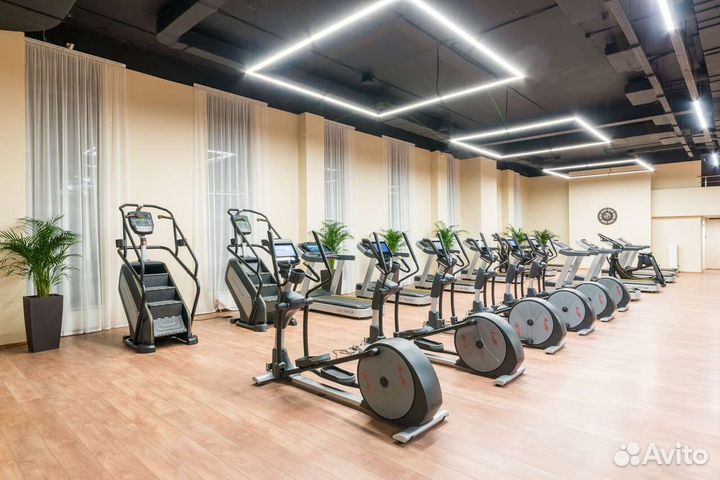 Абонемент в фитнес клуб Облака с бассейном на год