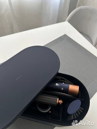 Стайлер dyson