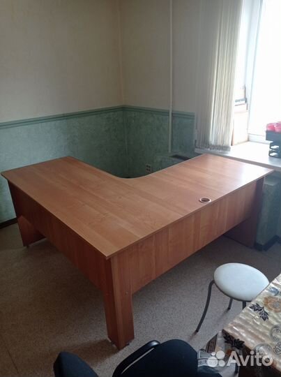 Большой стол