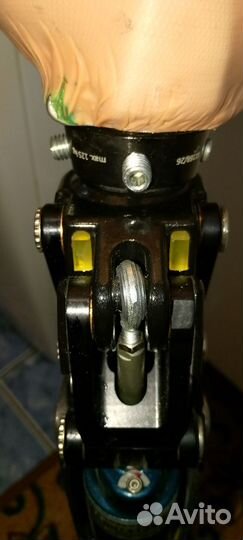 Протез правой ноги