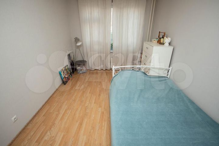 3-к. квартира, 81 м², 1/16 эт.
