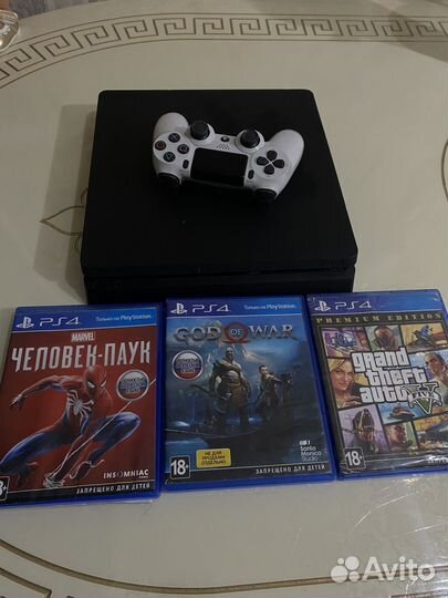 Sony PS4 slim с играми