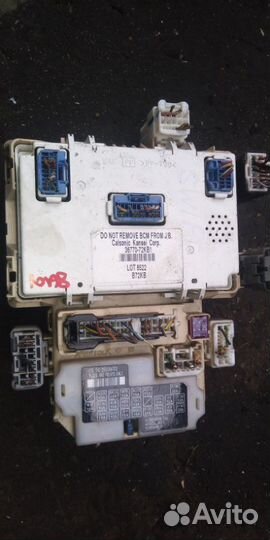 Блок предохранителей Suzuki Swift M13A 2008