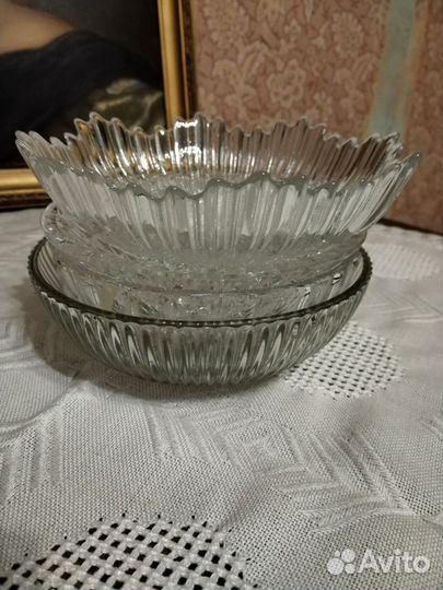 Салатник, конфетница, стекло