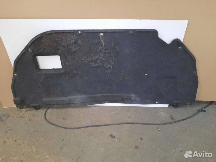Mazda 3BK утеплитель капота