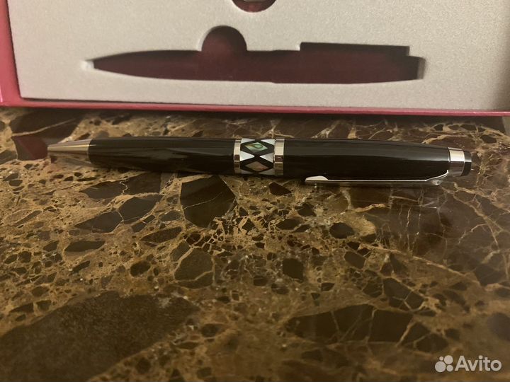 Подарочный набор. Ручка + Визитница