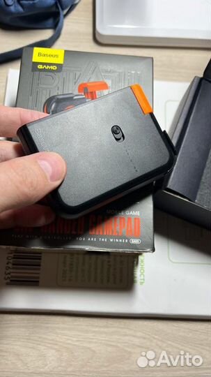Одноручный геймпад для смартфона Baseus Gamo GA05