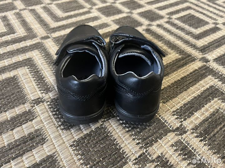 Туфли детские на мальчика