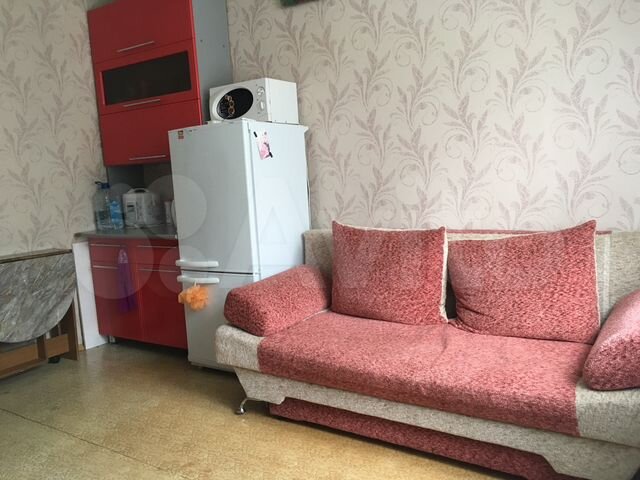 Комната 13 м² в 8-к., 4/9 эт.