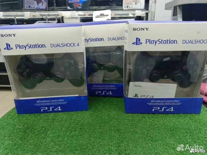 Геймпад Sony DualShock 4 (Пт18Б)