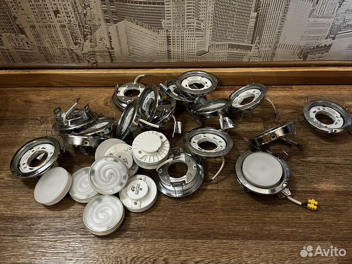 Встраиваемые потолочные светильники GX53