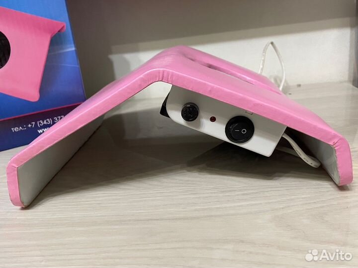 Вытяжка для маникюра в коробке с мешком для пыли