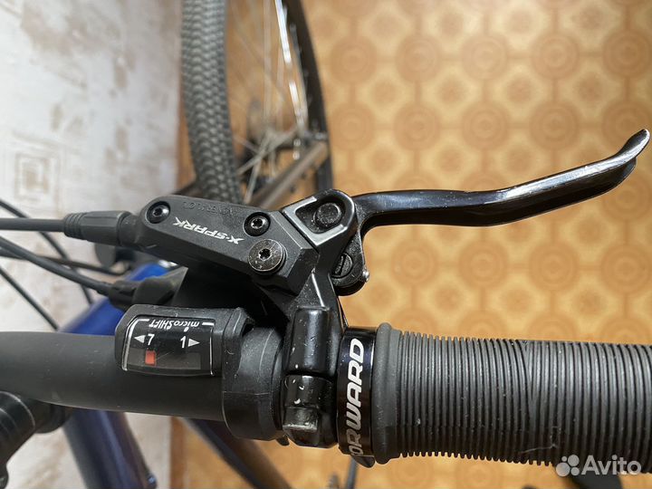 Велосипед Forward sporting 27.5