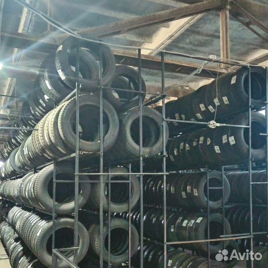 Nokian Tyres Hakkapeliitta 8 235/60 R18 102M