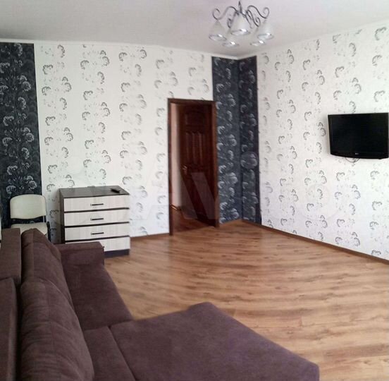 2-к. квартира, 60 м², 4/6 эт.