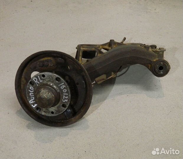 Рычаг задний левый Fiat Punto 176