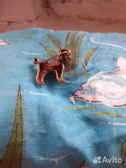 Винтажная брошь