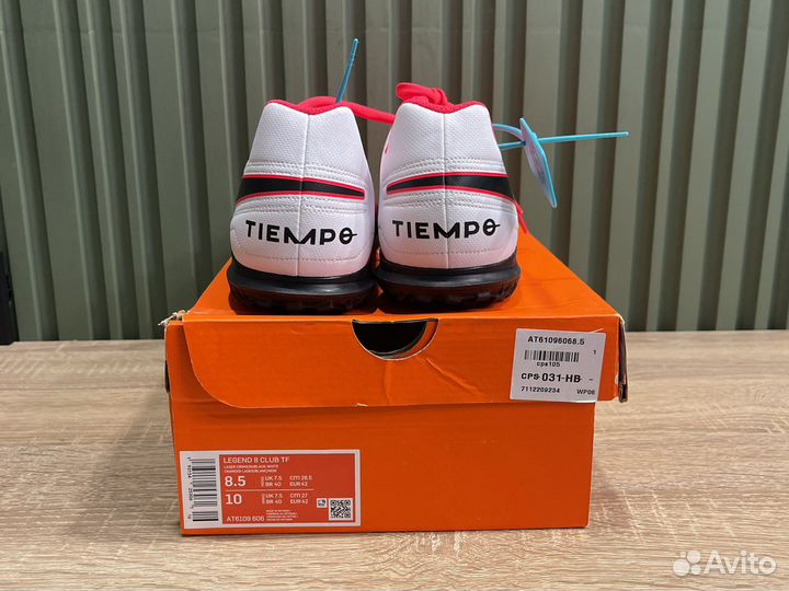 Шиповки Nike Tiempo Legend 8 Club Оригинал