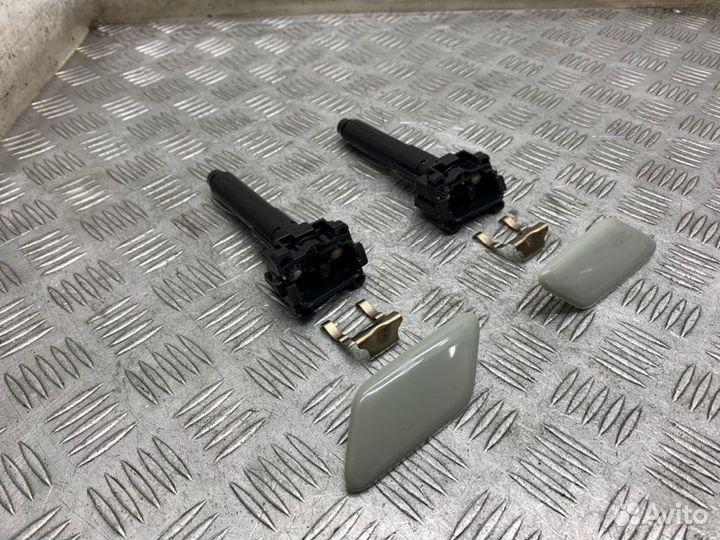 Форсунка омывателя фар Toyota Camry V70 2grfks