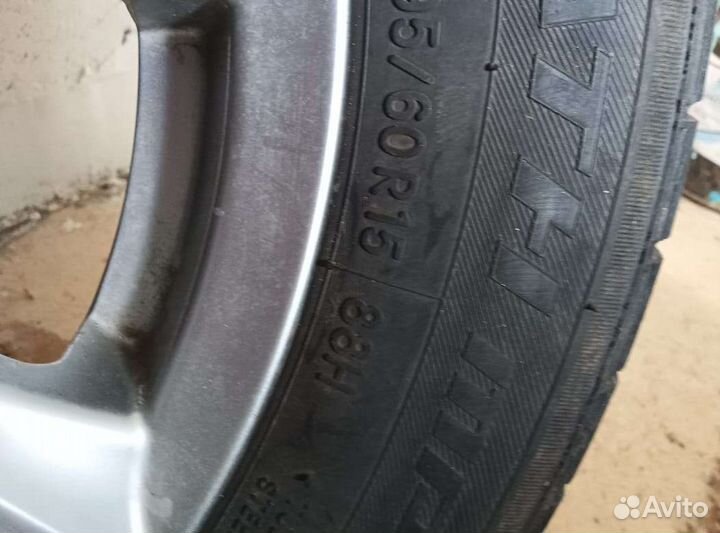 Колеса в сборе r15 летние 4 100