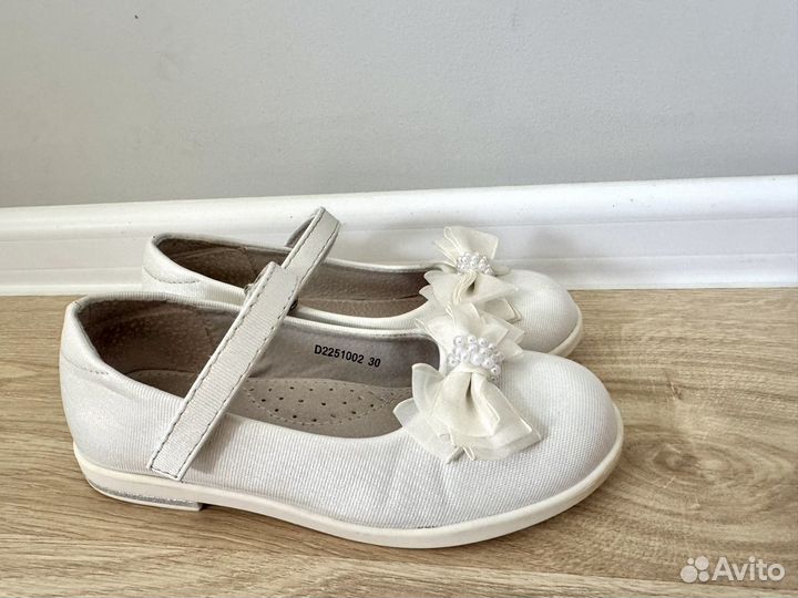 Туфли для девочки 30
