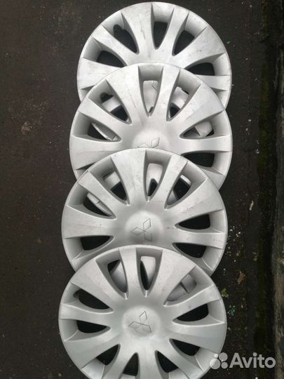 Колпаки на mitsubishi