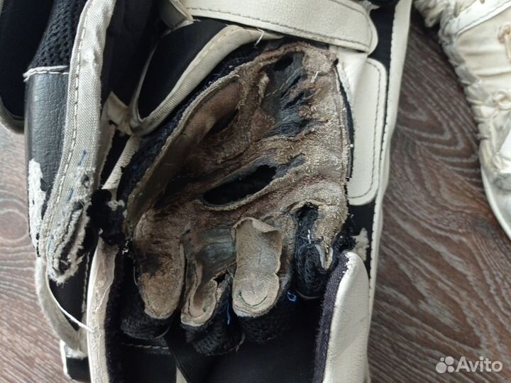 Нагрудник хоккейный вратарский jr