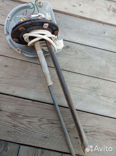 Бойлер водонагреватель De lux