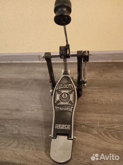 Педаль для бас барабана