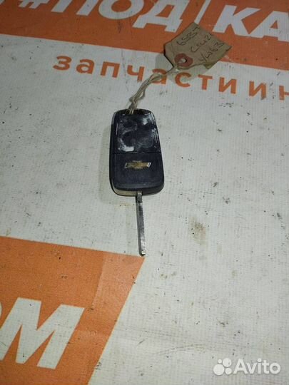 Ключ Chevrolet Cruze (2008 - 2012) 13500218