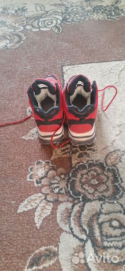 Кроссовки зимние