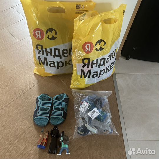 2 пакета одежды на мальчика 110-116