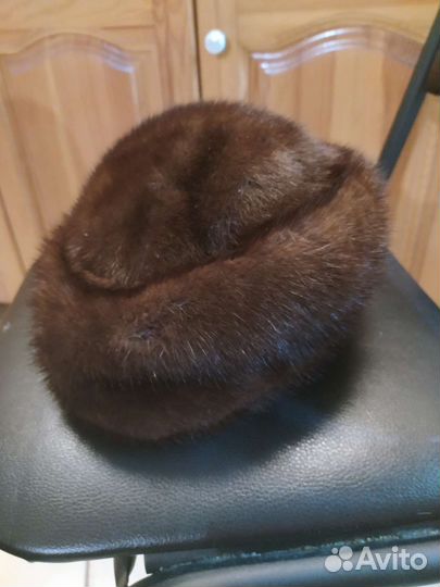 Шапки женские меховые натуральные