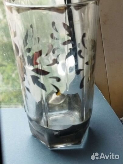 Чайники заварочные и стаканы