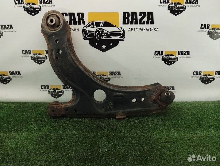 Рычаг подвески передний