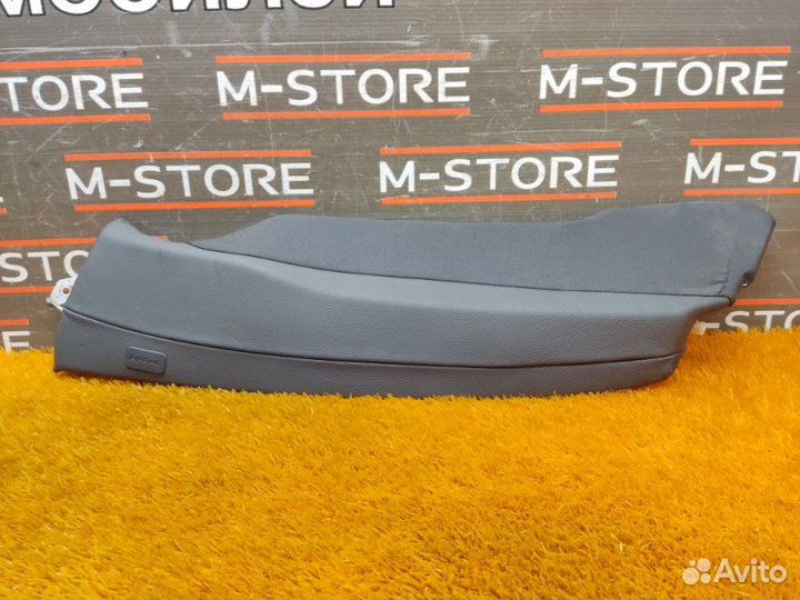 Обшивка стойки левая Audi A4 B8/8K cdnc 2009