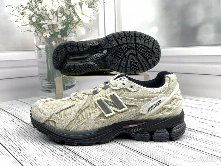 Кроссовки new balance 1906d