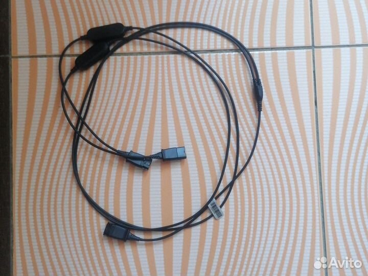 Accutone ZE-Y-cord-Mute cabel шнур разветвитель