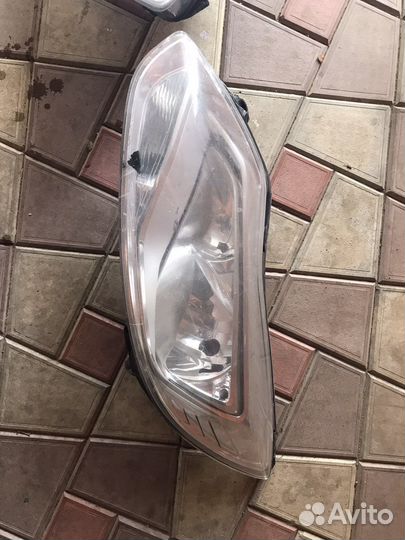 Фары ford focus 3