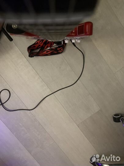 Электрогитара