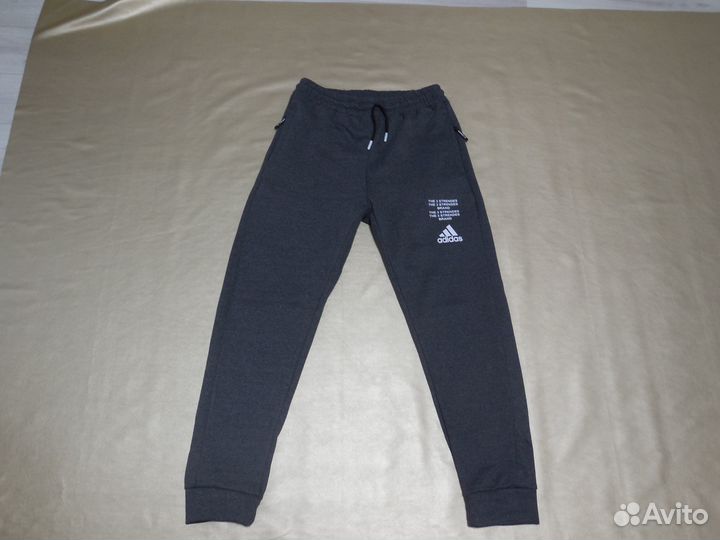 Спортивный костюм адидас